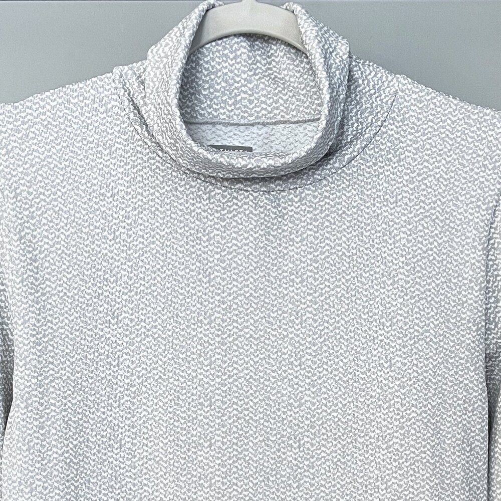 Athleta Flurry Peak Turtleneck Top (Gray) L - Picture 10 of 10